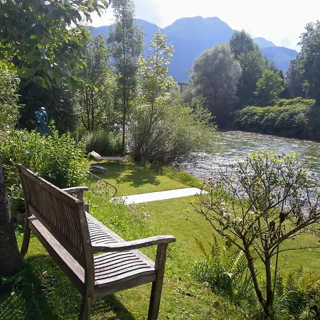 An Der Traun Apartment *